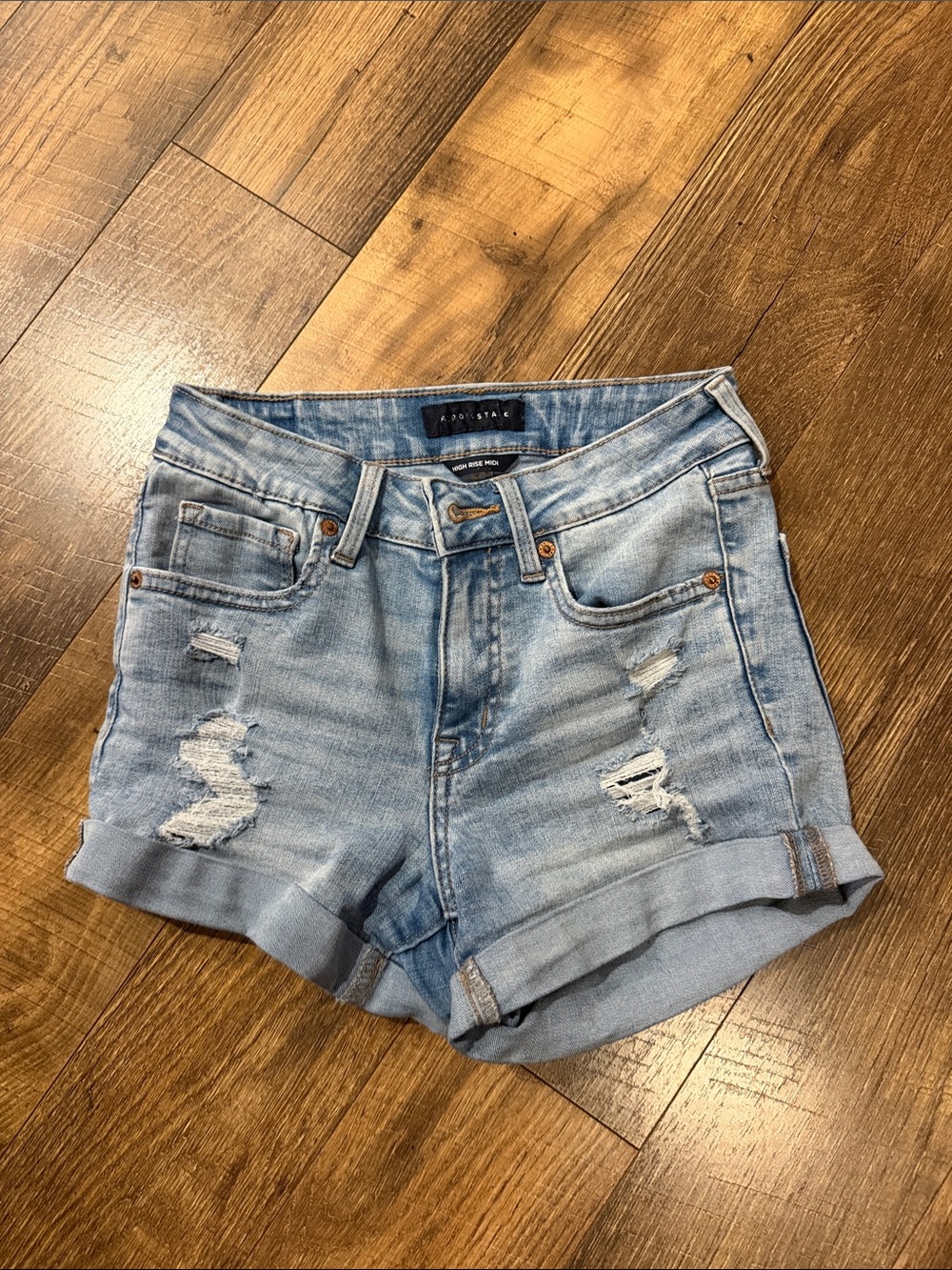 Aeropostale Distressed Light Blue Denim Shorts high rise midi